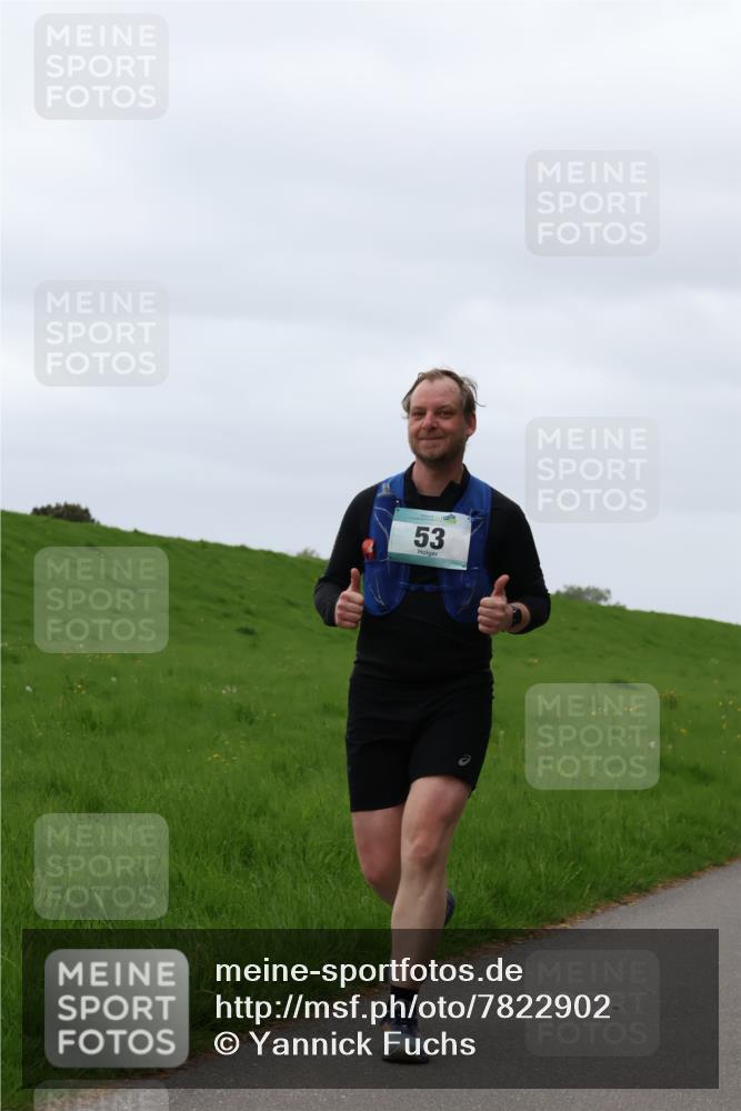04.05.2025 - 8. Wedeler Halbmarathon Yannick Fuchs http://msf.ph/oto/7822902 04.05.2025 12:15:44 Laufen 53 meine-sportfotos.de