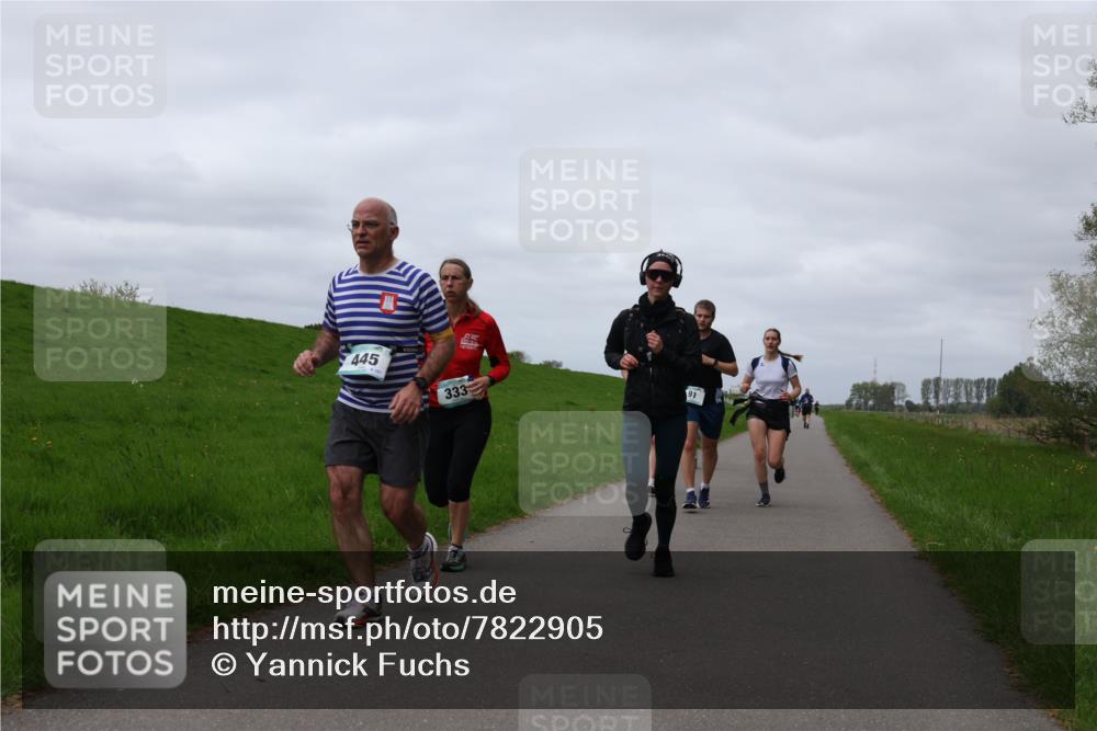 04.05.2025 - 8. Wedeler Halbmarathon Yannick Fuchs http://msf.ph/oto/7822905 04.05.2025 11:52:25 Laufen 445, 333, 91 meine-sportfotos.de
