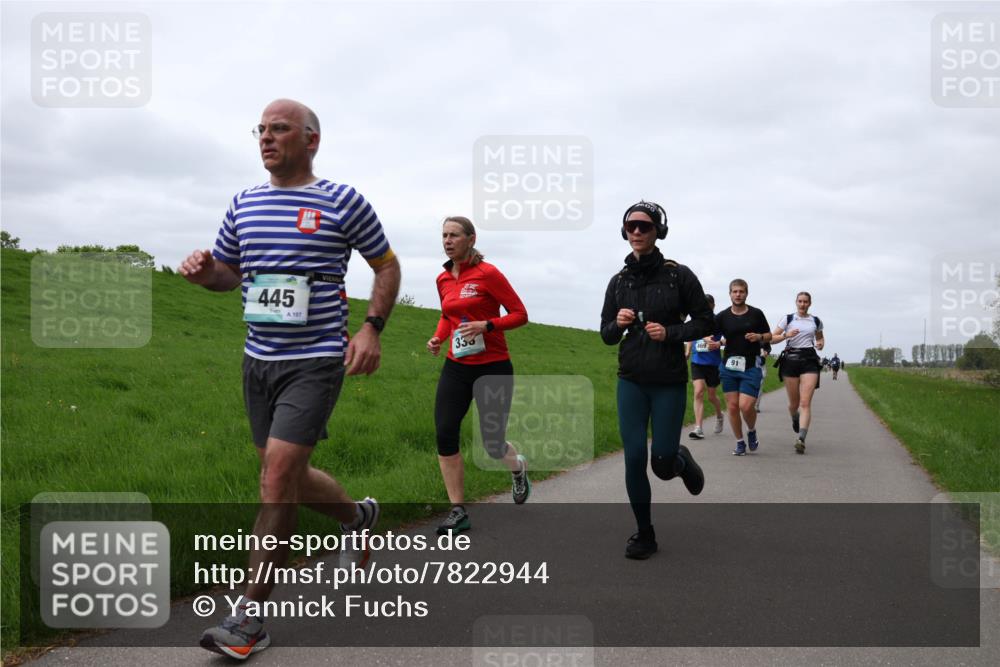 04.05.2025 - 8. Wedeler Halbmarathon Yannick Fuchs http://msf.ph/oto/7822944 04.05.2025 11:52:26 Laufen 445, 107, 336, 91 meine-sportfotos.de