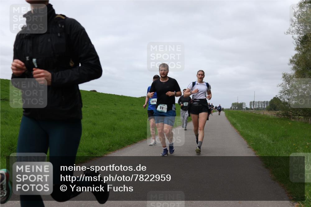 04.05.2025 - 8. Wedeler Halbmarathon Yannick Fuchs http://msf.ph/oto/7822959 04.05.2025 11:52:26 Laufen 469, 91, 915 meine-sportfotos.de