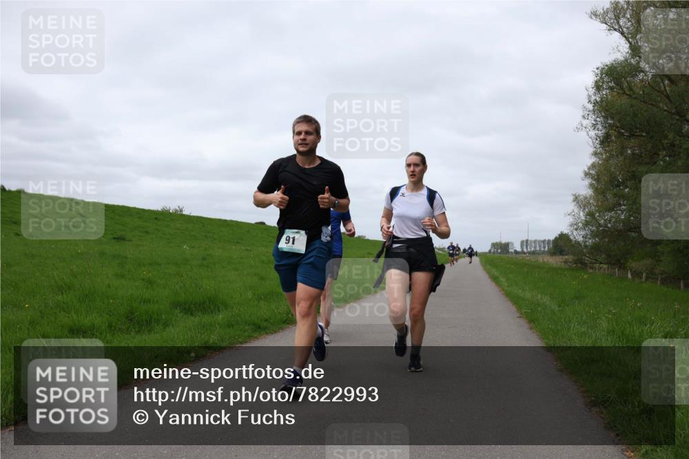 04.05.2025 - 8. Wedeler Halbmarathon Yannick Fuchs http://msf.ph/oto/7822993 04.05.2025 11:52:27 Laufen 91 meine-sportfotos.de