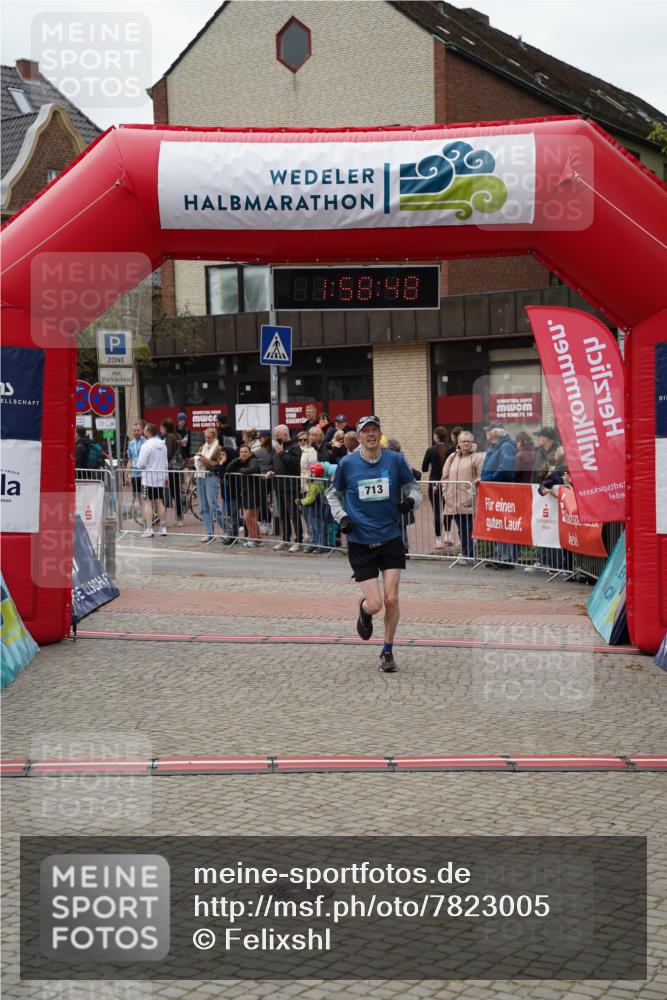 04.05.2025 - 8. Wedeler Halbmarathon Felixshl http://msf.ph/oto/7823005 04.05.2025 11:58:46 Ziel 34, 551, 713 meine-sportfotos.de