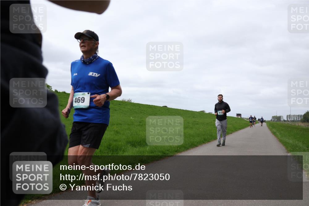 04.05.2025 - 8. Wedeler Halbmarathon Yannick Fuchs http://msf.ph/oto/7823050 04.05.2025 11:52:29 Laufen 469, 915 meine-sportfotos.de