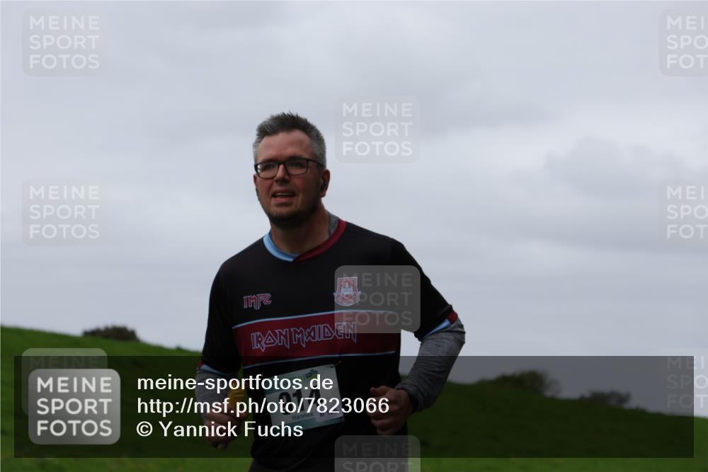 04.05.2025 - 8. Wedeler Halbmarathon Yannick Fuchs http://msf.ph/oto/7823066 04.05.2025 11:30:07 Laufen 6, 914, 126 meine-sportfotos.de