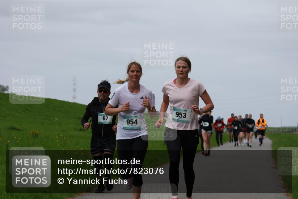 04.05.2025 - 8. Wedeler Halbmarathon Yannick Fuchs http://msf.ph/oto/7823076 04.05.2025 11:30:08 Laufen 10, 67, 954, 953 meine-sportfotos.de