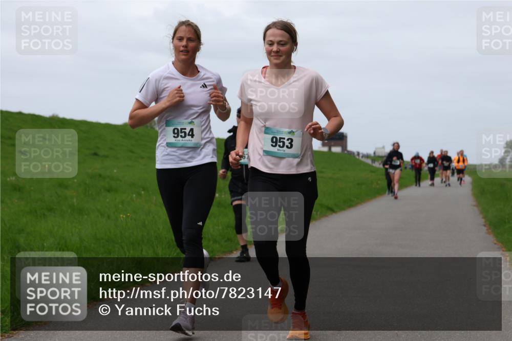 04.05.2025 - 8. Wedeler Halbmarathon Yannick Fuchs http://msf.ph/oto/7823147 04.05.2025 11:30:10 Laufen 954, 953 meine-sportfotos.de