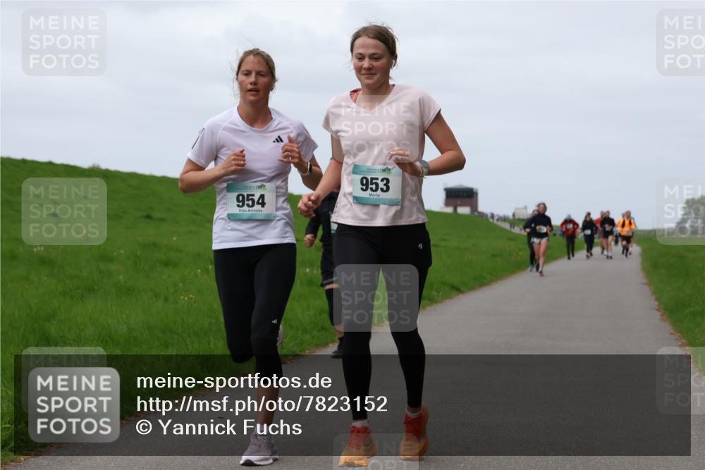 04.05.2025 - 8. Wedeler Halbmarathon Yannick Fuchs http://msf.ph/oto/7823152 04.05.2025 11:30:10 Laufen 954, 953 meine-sportfotos.de