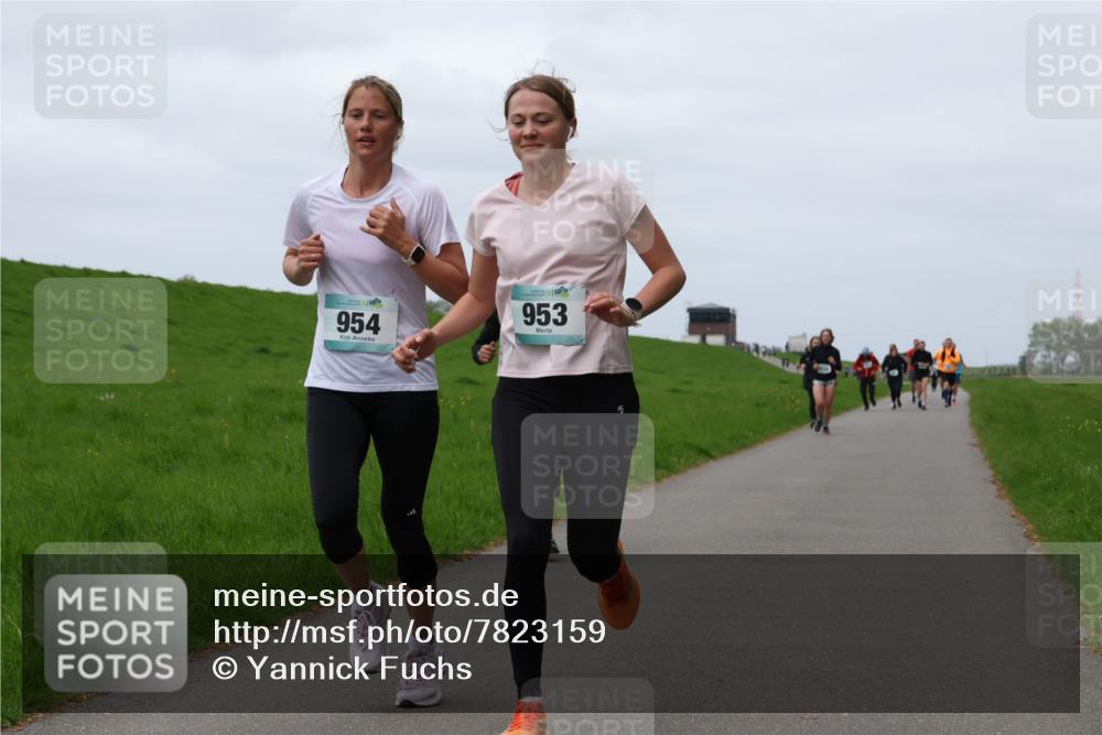 04.05.2025 - 8. Wedeler Halbmarathon Yannick Fuchs http://msf.ph/oto/7823159 04.05.2025 11:30:10 Laufen 954, 953 meine-sportfotos.de