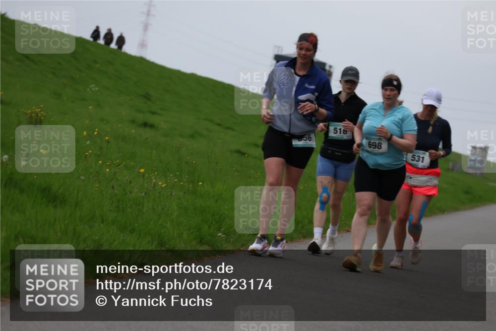 04.05.2025 - 8. Wedeler Halbmarathon Yannick Fuchs http://msf.ph/oto/7823174 04.05.2025 12:16:35 Laufen 516, 856, 698, 531 meine-sportfotos.de
