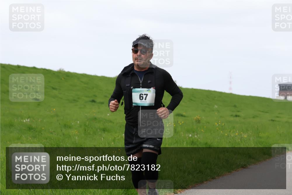 04.05.2025 - 8. Wedeler Halbmarathon Yannick Fuchs http://msf.ph/oto/7823182 04.05.2025 11:30:11 Laufen 67 meine-sportfotos.de