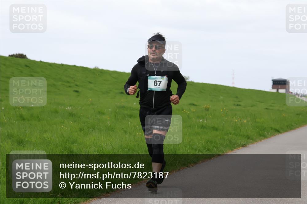 04.05.2025 - 8. Wedeler Halbmarathon Yannick Fuchs http://msf.ph/oto/7823187 04.05.2025 11:30:11 Laufen 67 meine-sportfotos.de
