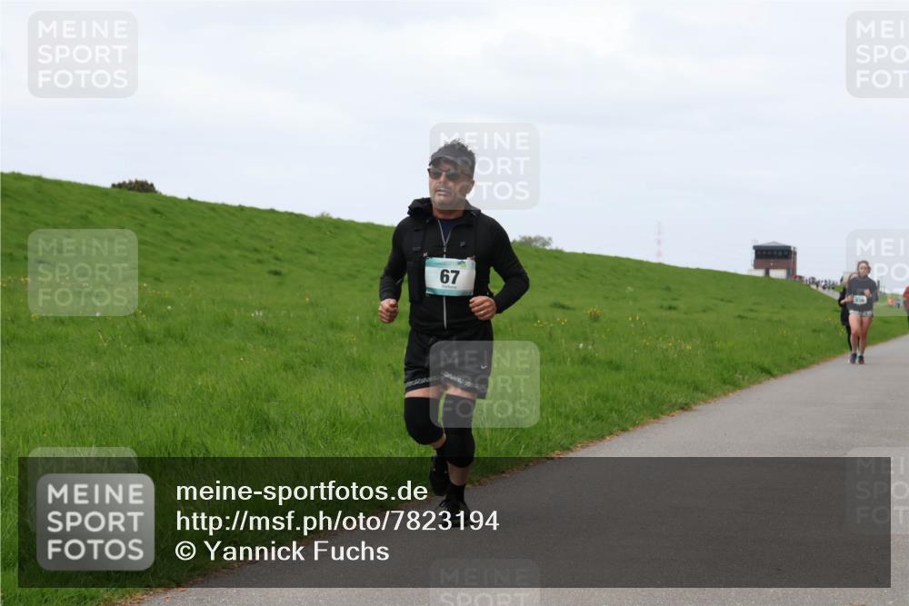 04.05.2025 - 8. Wedeler Halbmarathon Yannick Fuchs http://msf.ph/oto/7823194 04.05.2025 11:30:11 Laufen 67 meine-sportfotos.de