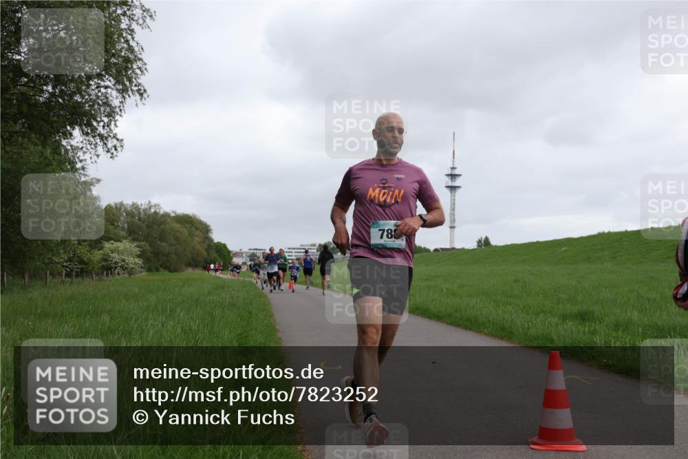 04.05.2025 - 8. Wedeler Halbmarathon Yannick Fuchs http://msf.ph/oto/7823252 04.05.2025 11:11:06 Laufen 788 meine-sportfotos.de