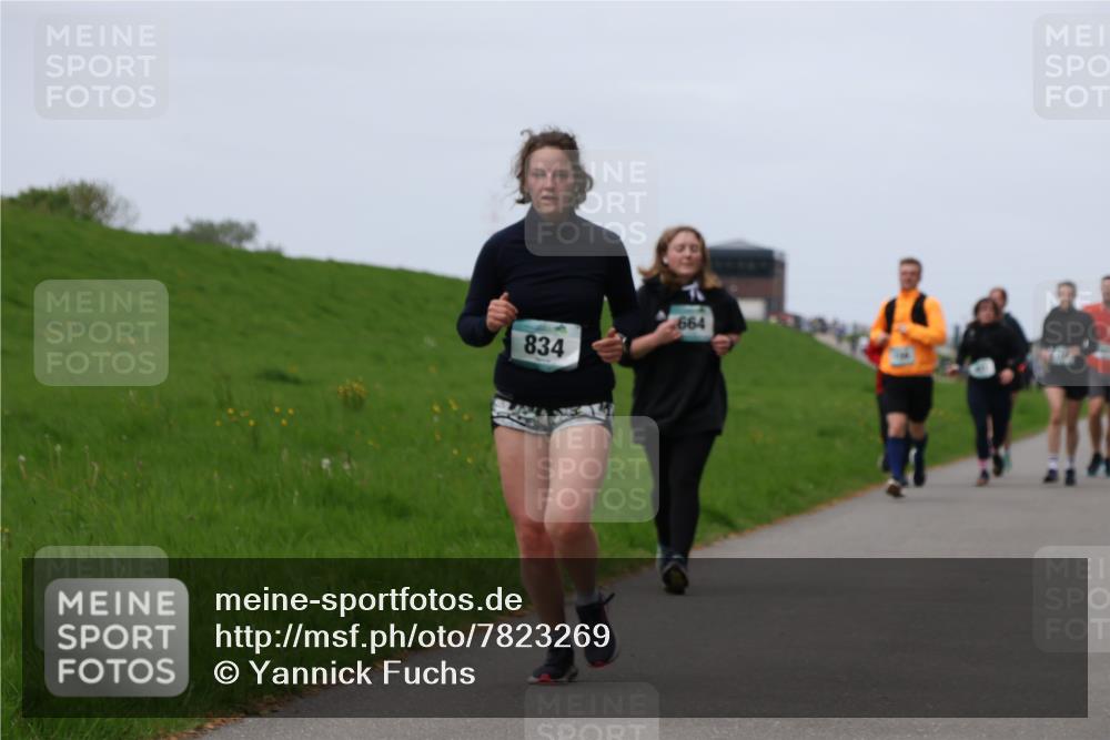 04.05.2025 - 8. Wedeler Halbmarathon Yannick Fuchs http://msf.ph/oto/7823269 04.05.2025 11:30:19 Laufen 834, 664 meine-sportfotos.de