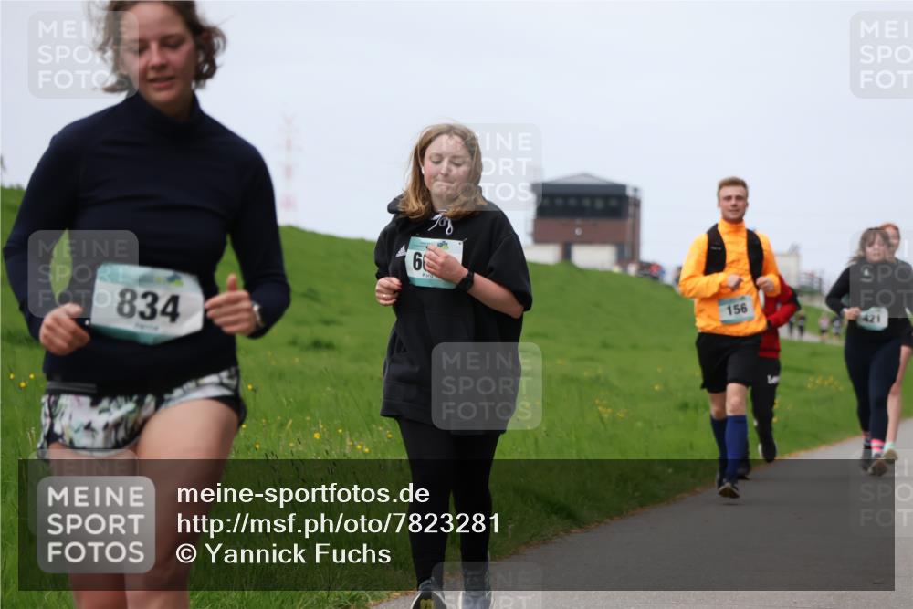04.05.2025 - 8. Wedeler Halbmarathon Yannick Fuchs http://msf.ph/oto/7823281 04.05.2025 11:30:20 Laufen 834, 66, 156, 421 meine-sportfotos.de