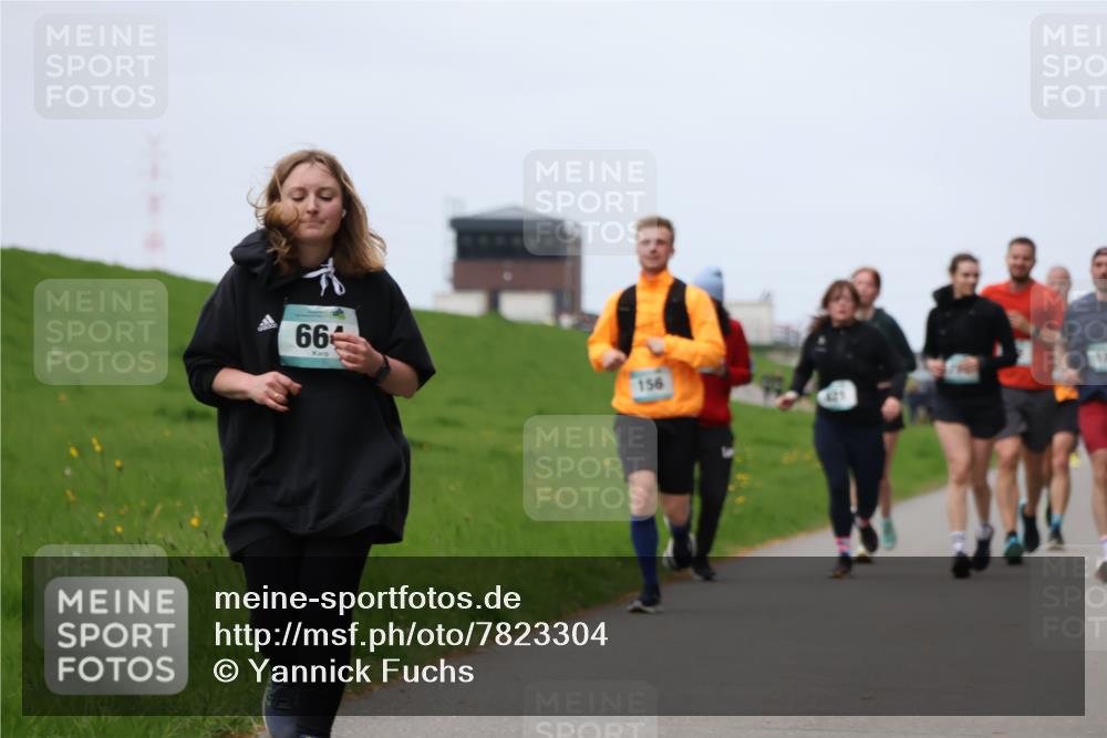 04.05.2025 - 8. Wedeler Halbmarathon Yannick Fuchs http://msf.ph/oto/7823304 04.05.2025 11:30:21 Laufen 66, 156, 13 meine-sportfotos.de