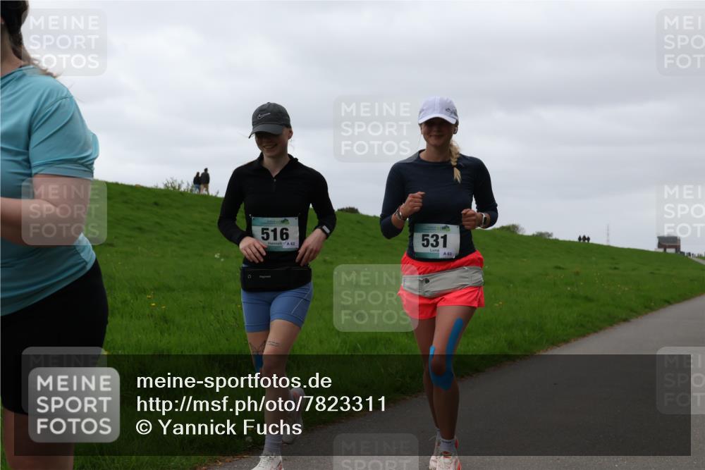 04.05.2025 - 8. Wedeler Halbmarathon Yannick Fuchs http://msf.ph/oto/7823311 04.05.2025 12:16:46 Laufen 516, 62, 531, 63 meine-sportfotos.de