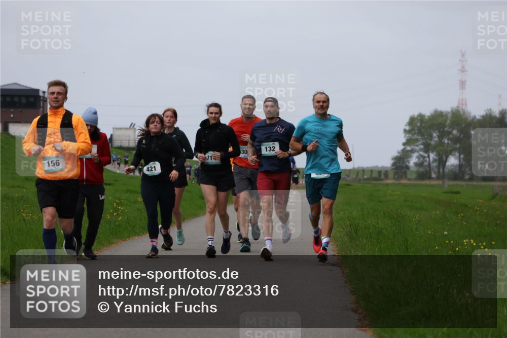 04.05.2025 - 8. Wedeler Halbmarathon Yannick Fuchs http://msf.ph/oto/7823316 04.05.2025 11:30:22 Laufen 156, 421, 30, 132 meine-sportfotos.de