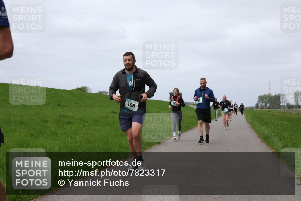 04.05.2025 - 8. Wedeler Halbmarathon Yannick Fuchs http://msf.ph/oto/7823317 04.05.2025 11:52:41 Laufen 198, 59 meine-sportfotos.de