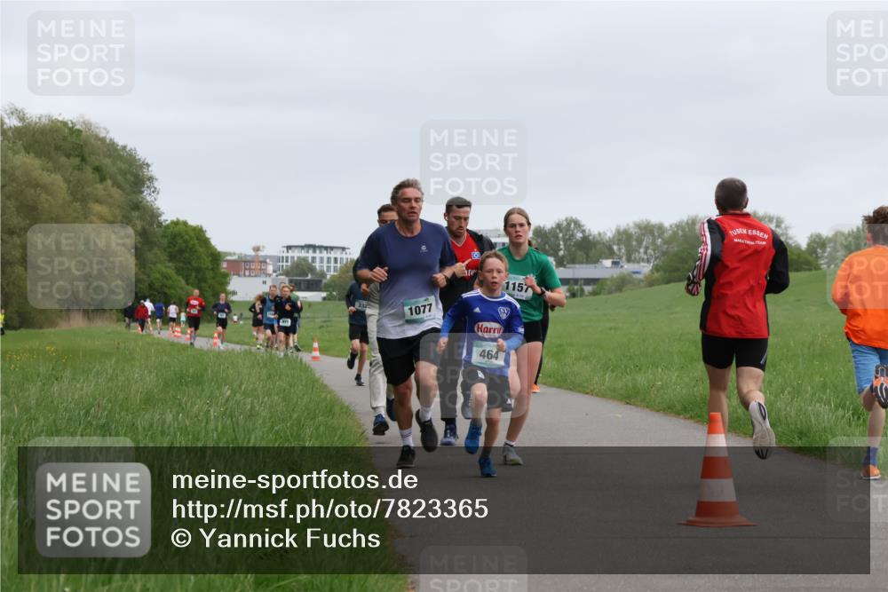 04.05.2025 - 8. Wedeler Halbmarathon Yannick Fuchs http://msf.ph/oto/7823365 04.05.2025 11:11:10 Laufen 1077, 464, 1157 meine-sportfotos.de