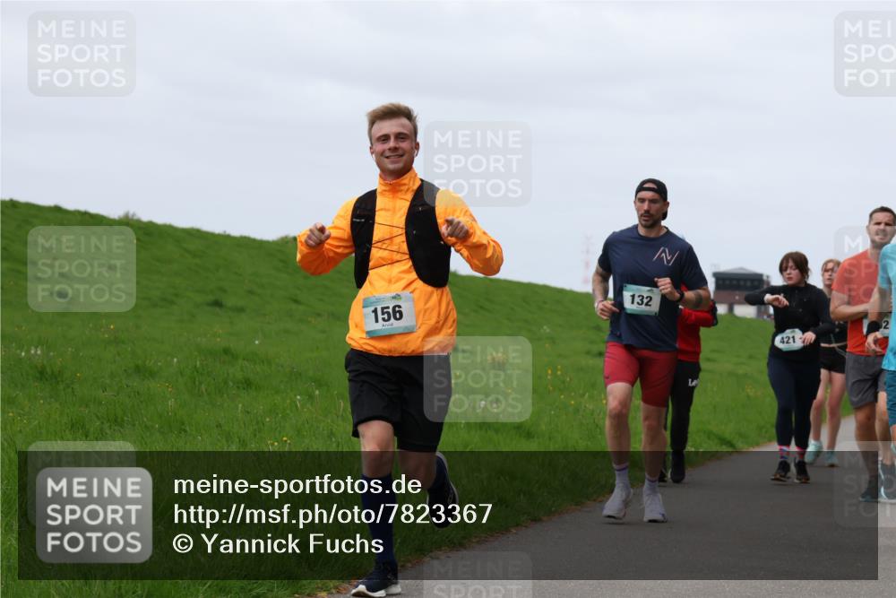 04.05.2025 - 8. Wedeler Halbmarathon Yannick Fuchs http://msf.ph/oto/7823367 04.05.2025 11:30:27 Laufen 156, 132, 421 meine-sportfotos.de