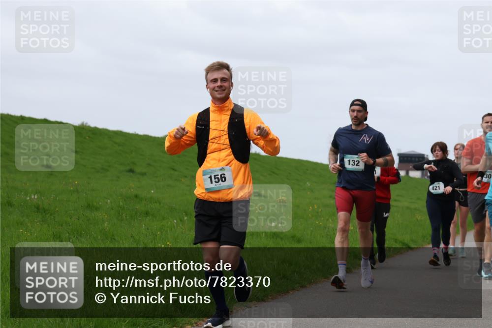 04.05.2025 - 8. Wedeler Halbmarathon Yannick Fuchs http://msf.ph/oto/7823370 04.05.2025 11:30:27 Laufen 156, 132, 421, 30 meine-sportfotos.de