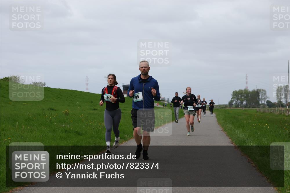 04.05.2025 - 8. Wedeler Halbmarathon Yannick Fuchs http://msf.ph/oto/7823374 04.05.2025 11:52:42 Laufen  meine-sportfotos.de