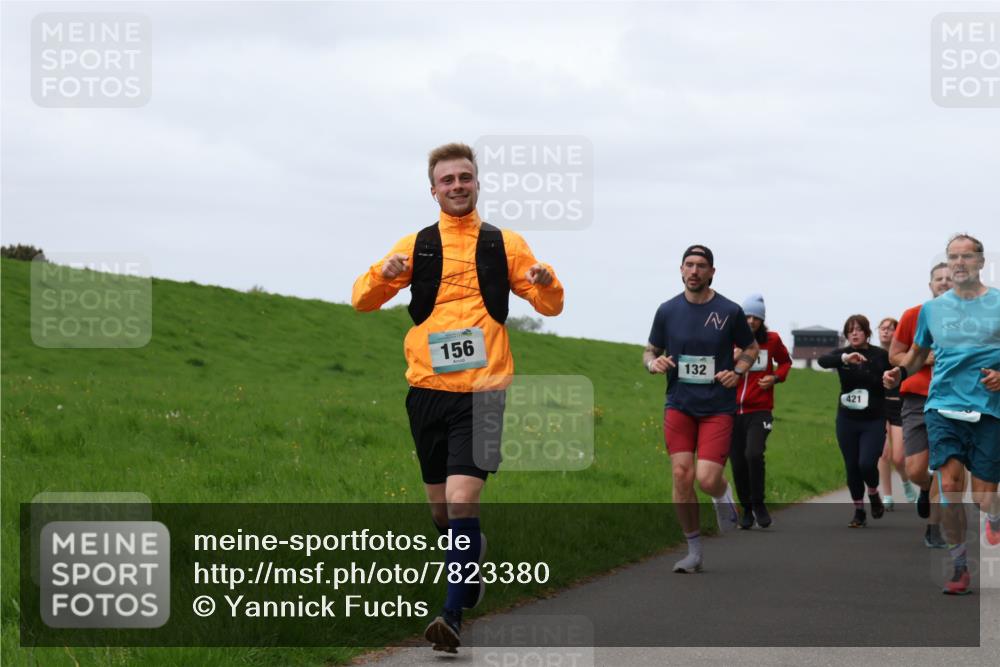 04.05.2025 - 8. Wedeler Halbmarathon Yannick Fuchs http://msf.ph/oto/7823380 04.05.2025 11:30:28 Laufen 156, 132, 421 meine-sportfotos.de