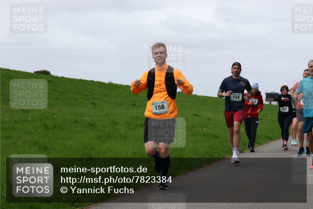 04.05.2025 - 8. Wedeler Halbmarathon Yannick Fuchs http://msf.ph/oto/7823384 04.05.2025 11:30:28 Laufen 156, 132, 421 meine-sportfotos.de