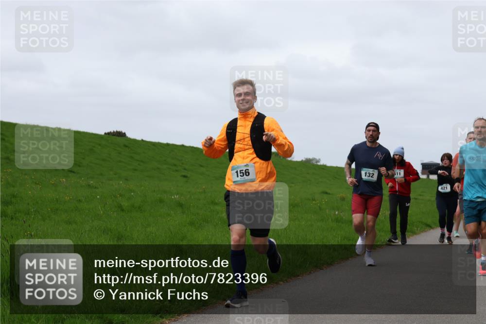 04.05.2025 - 8. Wedeler Halbmarathon Yannick Fuchs http://msf.ph/oto/7823396 04.05.2025 11:30:28 Laufen 156, 132, 511, 421 meine-sportfotos.de