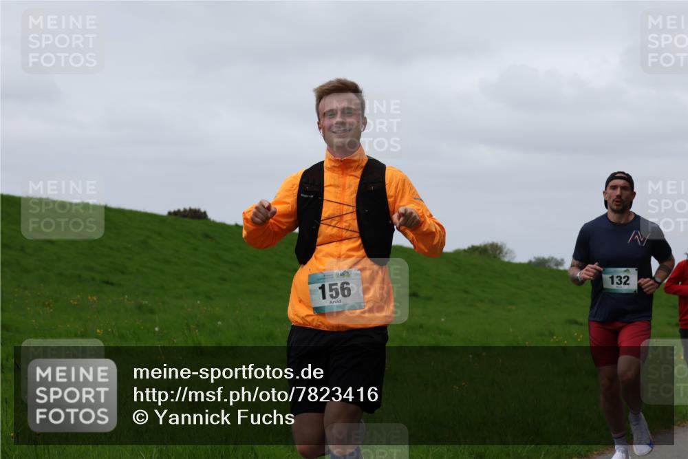 04.05.2025 - 8. Wedeler Halbmarathon Yannick Fuchs http://msf.ph/oto/7823416 04.05.2025 11:30:28 Laufen 156, 132 meine-sportfotos.de