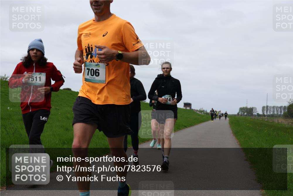 04.05.2025 - 8. Wedeler Halbmarathon Yannick Fuchs http://msf.ph/oto/7823576 04.05.2025 11:30:33 Laufen 511, 706 meine-sportfotos.de