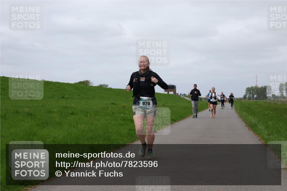 04.05.2025 - 8. Wedeler Halbmarathon Yannick Fuchs http://msf.ph/oto/7823596 04.05.2025 11:52:48 Laufen 970 meine-sportfotos.de