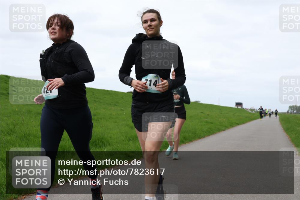 04.05.2025 - 8. Wedeler Halbmarathon Yannick Fuchs http://msf.ph/oto/7823617 04.05.2025 11:30:35 Laufen 42, 714 meine-sportfotos.de