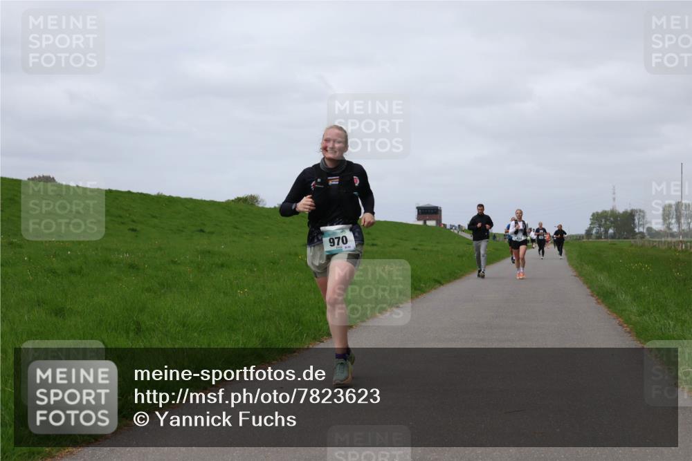 04.05.2025 - 8. Wedeler Halbmarathon Yannick Fuchs http://msf.ph/oto/7823623 04.05.2025 11:52:48 Laufen 970 meine-sportfotos.de