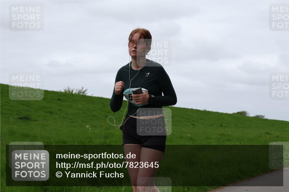 04.05.2025 - 8. Wedeler Halbmarathon Yannick Fuchs http://msf.ph/oto/7823645 04.05.2025 11:30:36 Laufen  meine-sportfotos.de