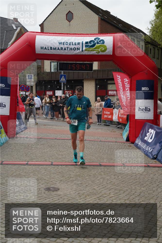 04.05.2025 - 8. Wedeler Halbmarathon Felixshl http://msf.ph/oto/7823664 04.05.2025 11:59:45 Ziel 126, 536 meine-sportfotos.de