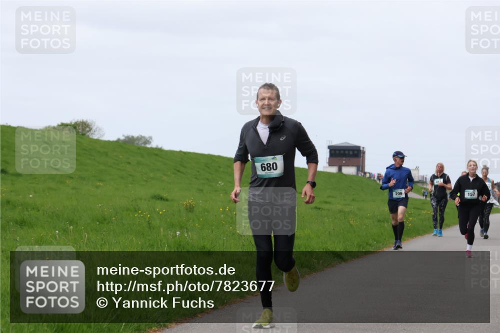 04.05.2025 - 8. Wedeler Halbmarathon Yannick Fuchs http://msf.ph/oto/7823677 04.05.2025 11:30:45 Laufen 680, 209, 157 meine-sportfotos.de