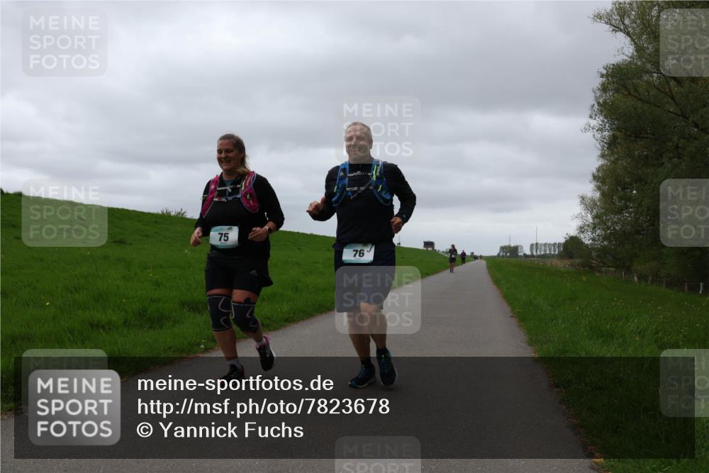 04.05.2025 - 8. Wedeler Halbmarathon Yannick Fuchs http://msf.ph/oto/7823678 04.05.2025 12:19:28 Laufen 75, 76 meine-sportfotos.de