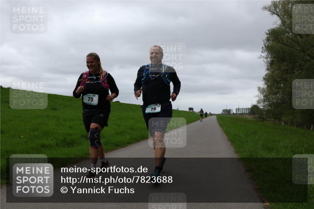 04.05.2025 - 8. Wedeler Halbmarathon Yannick Fuchs http://msf.ph/oto/7823688 04.05.2025 12:19:28 Laufen 75, 76 meine-sportfotos.de