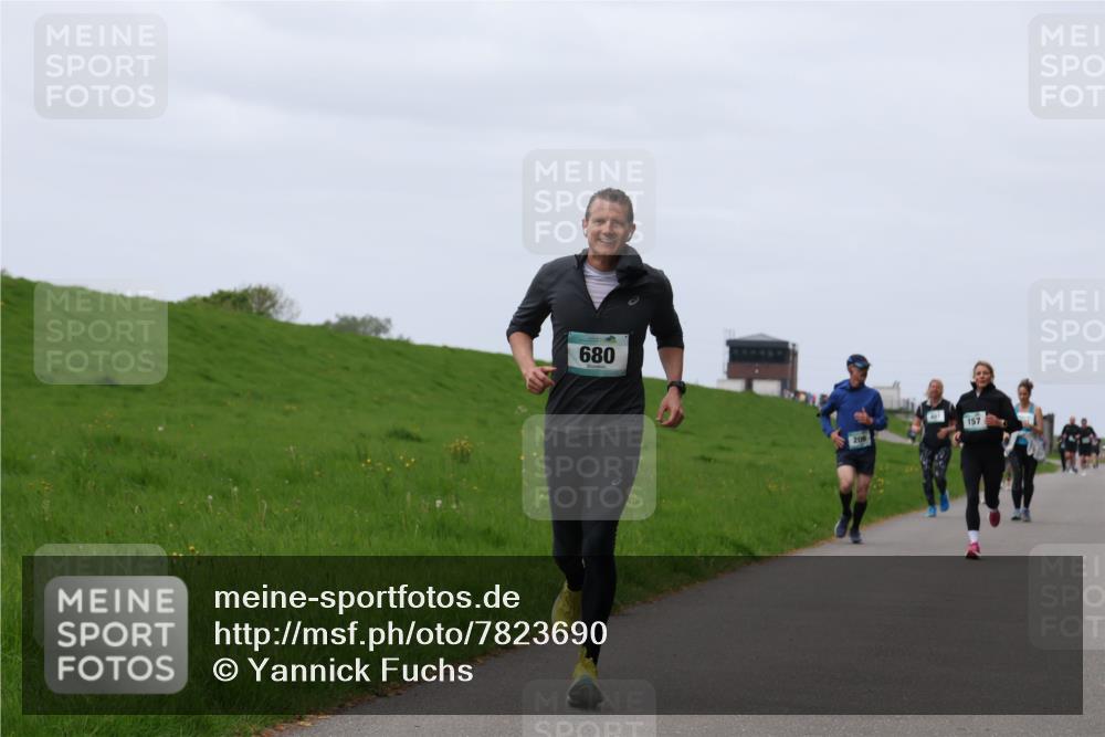 04.05.2025 - 8. Wedeler Halbmarathon Yannick Fuchs http://msf.ph/oto/7823690 04.05.2025 11:30:45 Laufen 680, 209, 157 meine-sportfotos.de