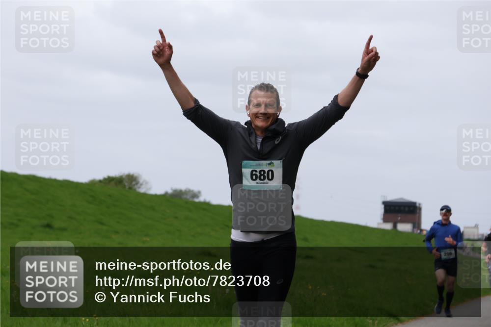 04.05.2025 - 8. Wedeler Halbmarathon Yannick Fuchs http://msf.ph/oto/7823708 04.05.2025 11:30:46 Laufen 680, 209 meine-sportfotos.de