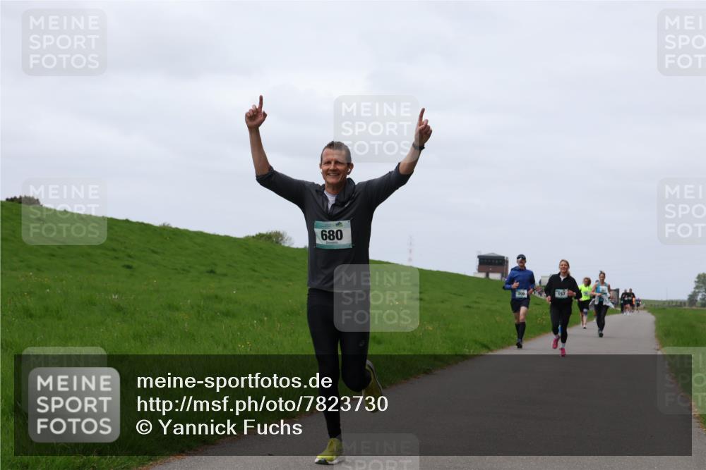04.05.2025 - 8. Wedeler Halbmarathon Yannick Fuchs http://msf.ph/oto/7823730 04.05.2025 11:30:46 Laufen 680, 157 meine-sportfotos.de