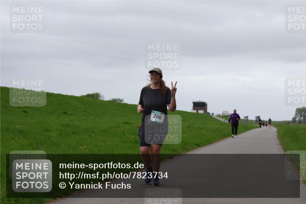 04.05.2025 - 8. Wedeler Halbmarathon Yannick Fuchs http://msf.ph/oto/7823734 04.05.2025 12:19:38 Laufen 206 meine-sportfotos.de