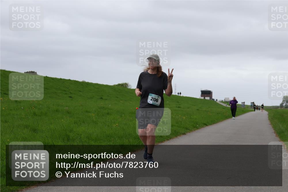 04.05.2025 - 8. Wedeler Halbmarathon Yannick Fuchs http://msf.ph/oto/7823760 04.05.2025 12:19:38 Laufen 206 meine-sportfotos.de