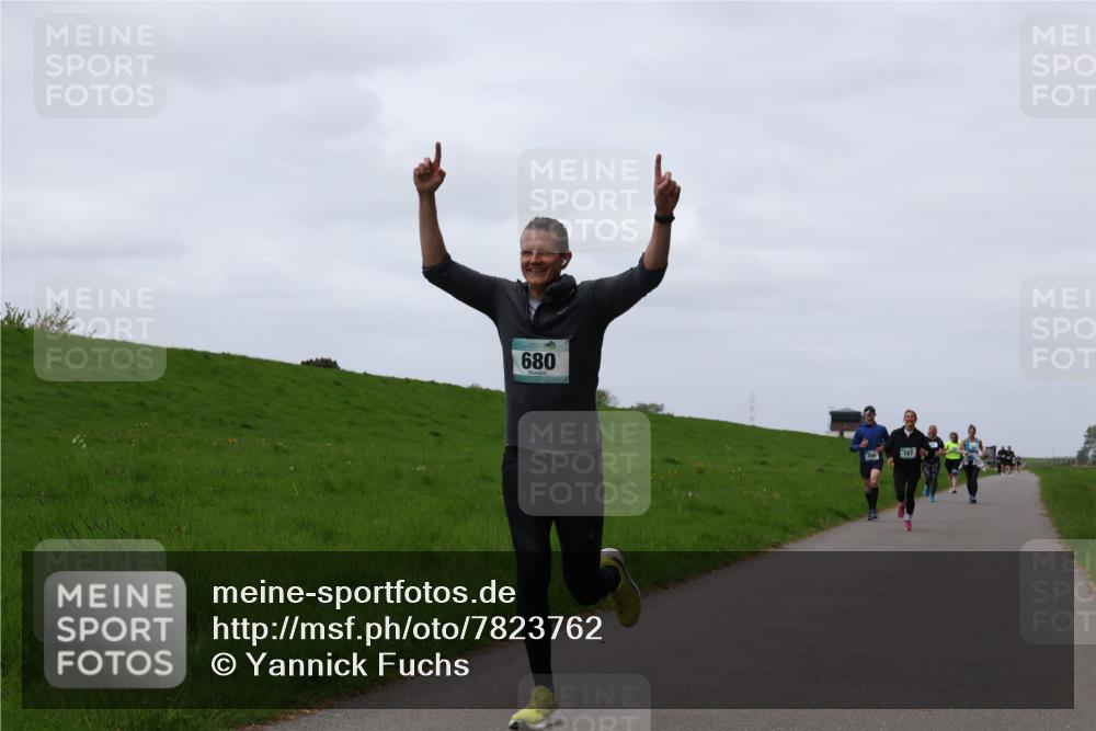 04.05.2025 - 8. Wedeler Halbmarathon Yannick Fuchs http://msf.ph/oto/7823762 04.05.2025 11:30:47 Laufen 680, 157 meine-sportfotos.de
