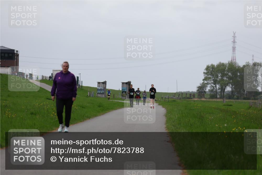 04.05.2025 - 8. Wedeler Halbmarathon Yannick Fuchs http://msf.ph/oto/7823788 04.05.2025 12:19:41 Laufen  meine-sportfotos.de