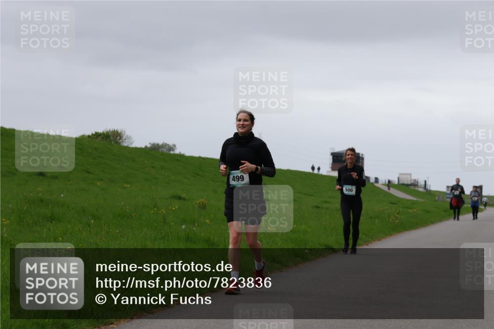 04.05.2025 - 8. Wedeler Halbmarathon Yannick Fuchs http://msf.ph/oto/7823836 04.05.2025 12:20:29 Laufen 499, 500 meine-sportfotos.de