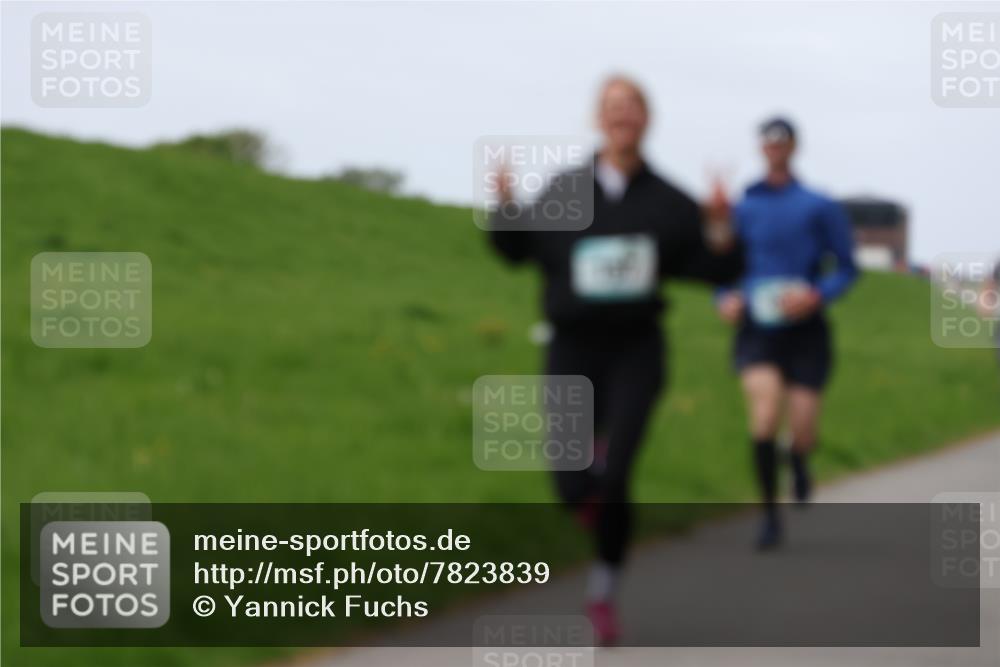 04.05.2025 - 8. Wedeler Halbmarathon Yannick Fuchs http://msf.ph/oto/7823839 04.05.2025 11:30:50 Laufen  meine-sportfotos.de