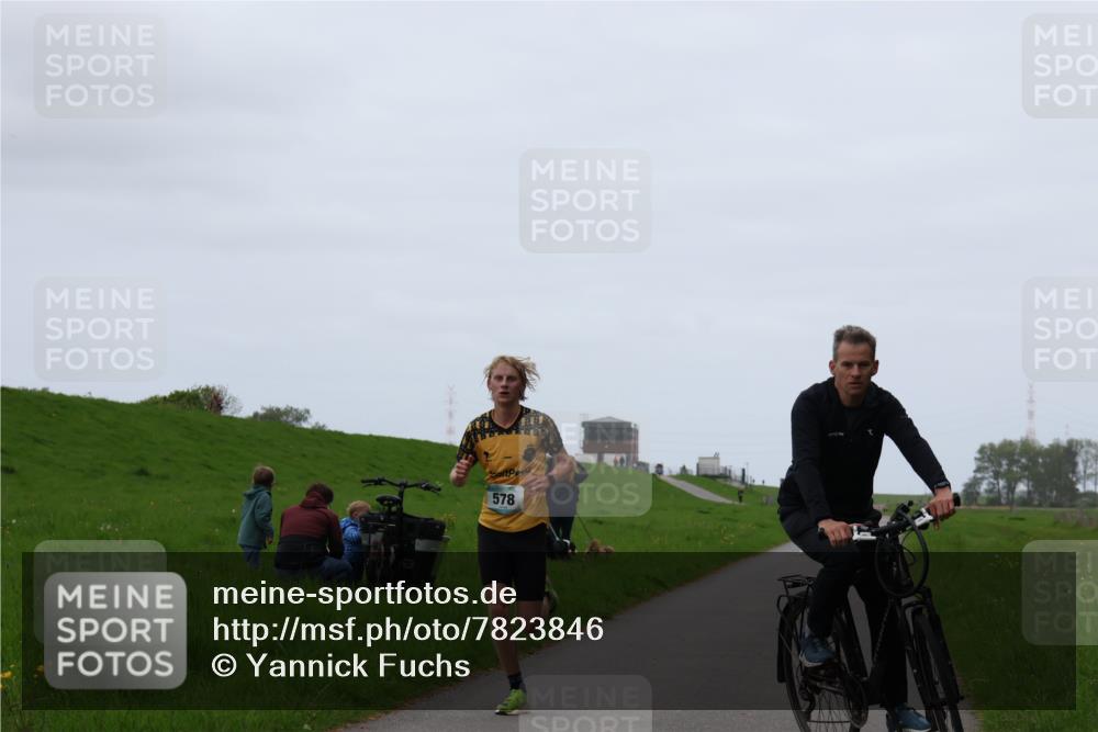 04.05.2025 - 8. Wedeler Halbmarathon Yannick Fuchs http://msf.ph/oto/7823846 04.05.2025 11:11:30 Laufen 578 meine-sportfotos.de